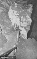 The Balancing Rock, Blue John Caverns c.1950, Castleton