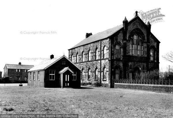 Photo of Castleton, The Congregational Church 1951