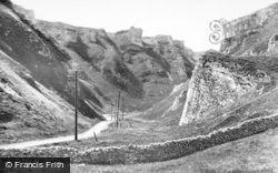 The Winnats Pass c.1955, Castleton