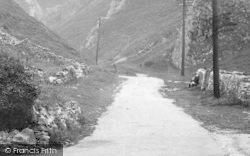 Winnats Pass 1932, Castleton