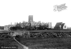 College 1897, Castletown