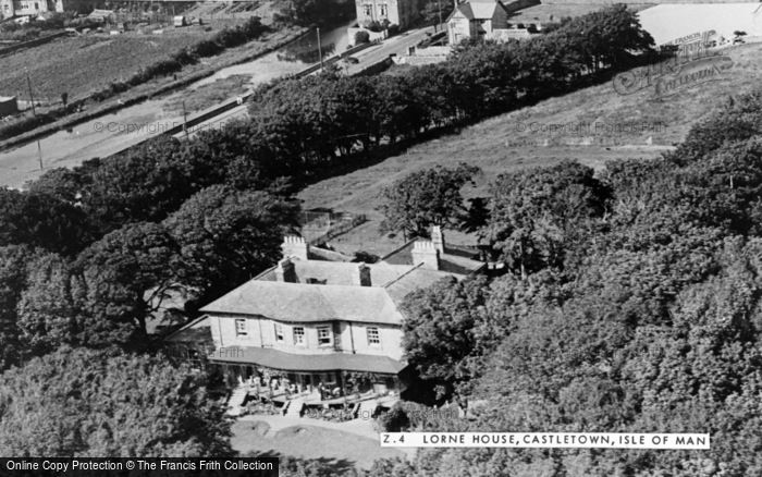 Photo of Castletown, Lorne House c.1960