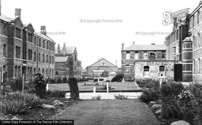 Photo of Caterham, Barracks, The Gardens 1951