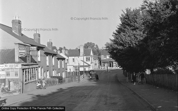 Photo of Caterham, Chaldon Road 1948