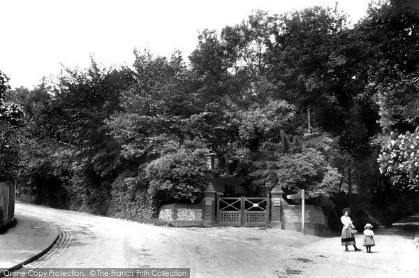 Photo of Caterham, Church Hill 1907