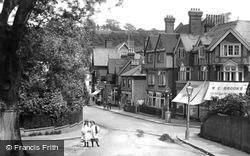 Girls On Church Hill 1907, Caterham