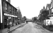 High Street 1925, Caterham