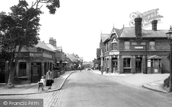 High Street 1925, Caterham