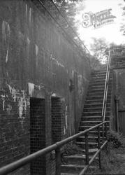 Pilgrim Fort 1955, Caterham