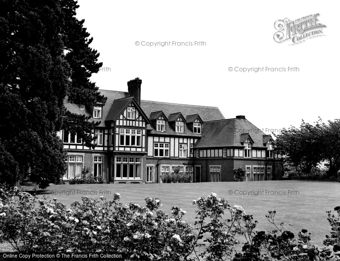 Photo of Caterham, Surrey Hills Clinic c.1960