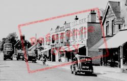 Traffic In Coulsdon Road 1951, Caterham