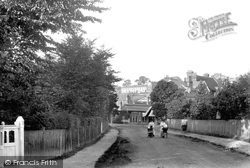 Tupwood 1908, Caterham