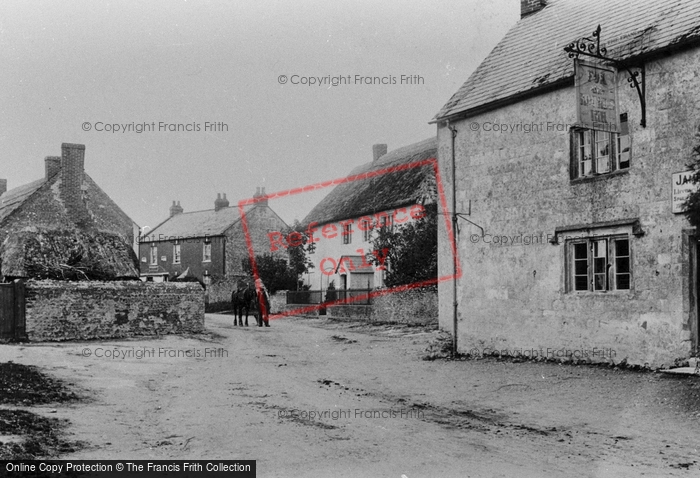 Photo of Cattistock, The Fox And Hounds 1906