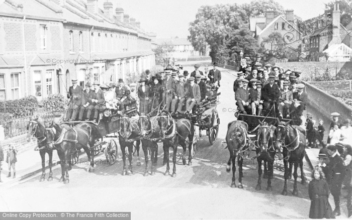 Photo of Caversham, Carriages In Gosbrook Road c.1910