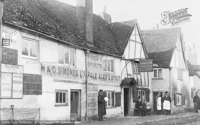 Photo of Caversham, Griffin Inn c.1890