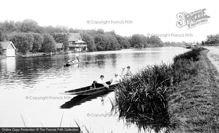 Photo of Caversham, On The Thames 1917