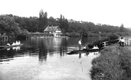 On The Thames 1917, Caversham