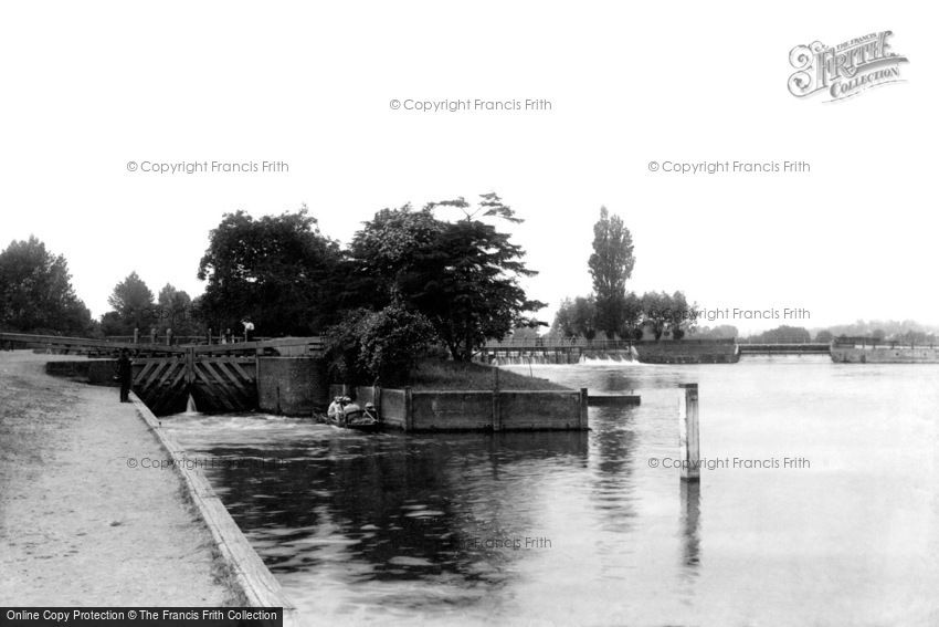 Caversham, the Lock 1890