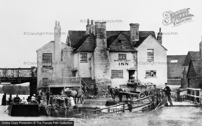 Photo of Caversham, White Hart Inn c.1865