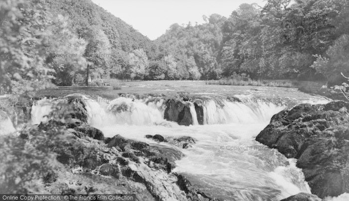 Photo of Cenarth, Falls c.1935