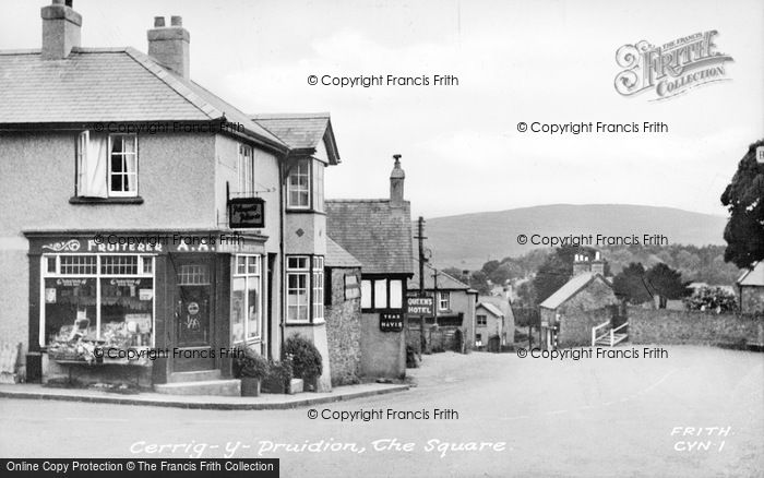 Photo of Cerrigydrudion, The Square c.1950