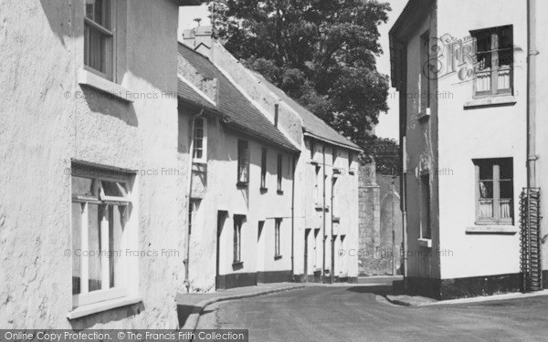 Photo of Chagford, New Street c.1960