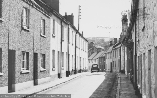 Photo of Chagford, New Street c.1960