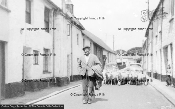 Photo of Chagford, New Street c.1965