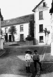 Village 1907, Chagford
