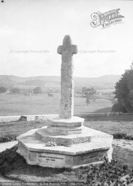 Photo of Chagford, War Memorial 1922