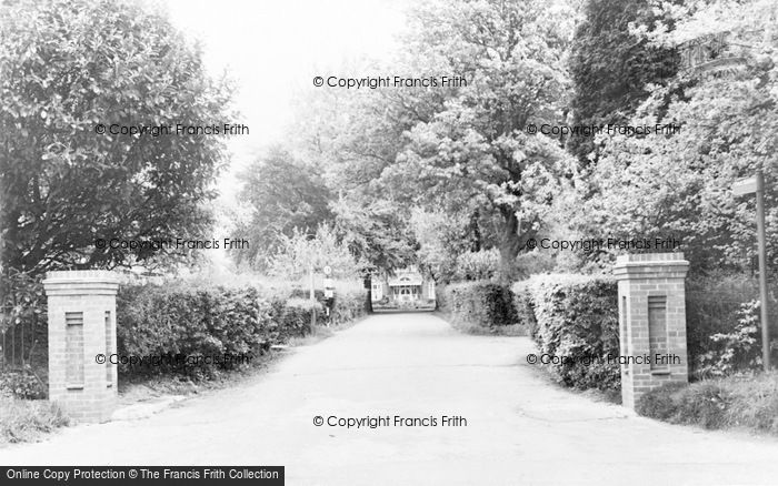 Photo of Chalfont St Peter, Chalfont Colony c.1960