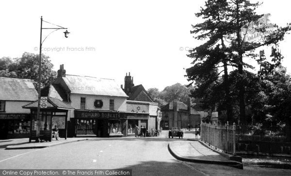Photo of Chalfont St Peter, High Street c.1950