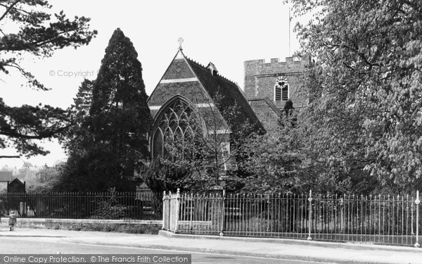 Photo of Chalfont St Peter, St Peter's Parish Church c.1955