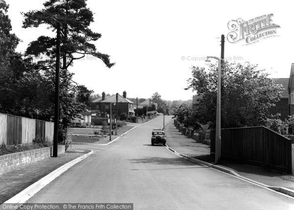 Photo of Chandler's Ford, Common Road c.1965