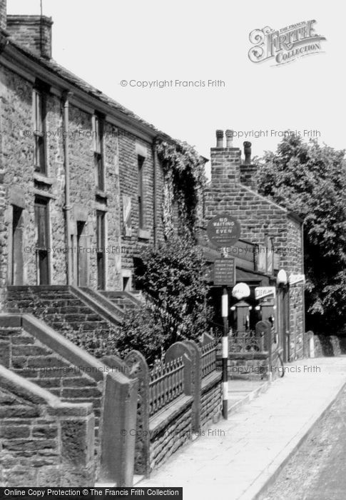 Photo of Chapel En Le Frith, Market Street c.1940