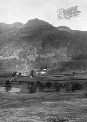 A View Of Langdale Pikes 1929, Chapel Stile