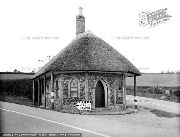 Photo of Chard, Old Toll House 1940