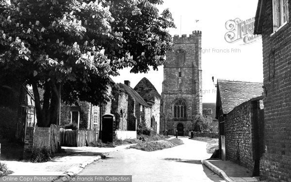 Photo of Charing, St Peter's Church c.1955