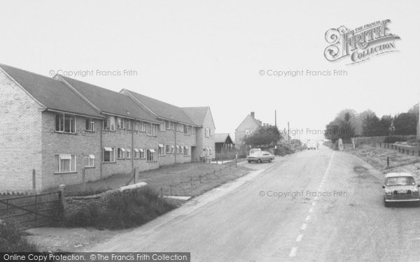 Photo of Charlbury, Evenlode Terrace c.1965