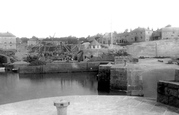 The Harbour 1890, Charlestown