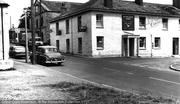 Photo of Charlestown, The Rashleigh Arms c.1960