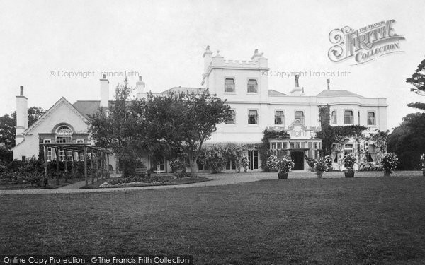Photo of Charlwood, Russhill House 1904