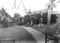 Newlands School 1922, Charmouth