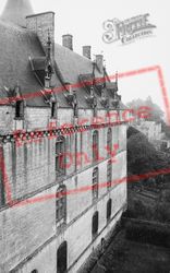 The Chateau 1964, Chateaudun