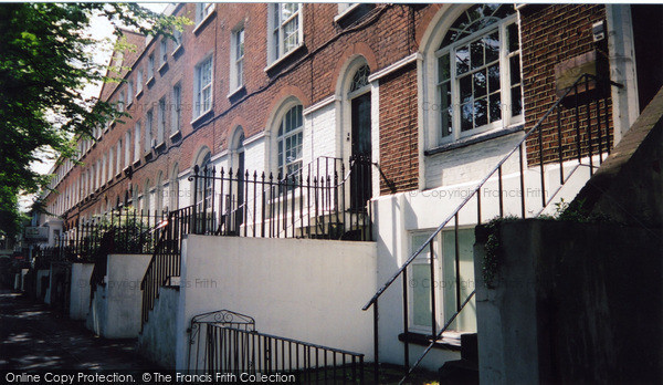 Photo of Chatham, Houses In Gibraltar Terrace 2005