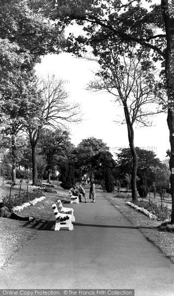 Photo of Chatham, Pembroke Gardens c.1955