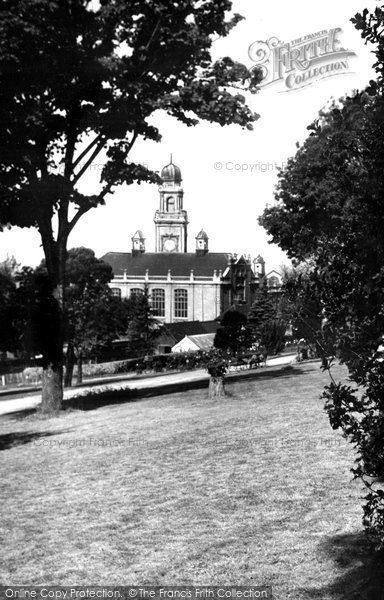 Photo of Chatham, Pembroke Goas And Town Hall c.1955