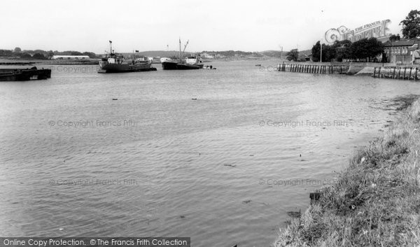 Photo of Chatham, Riverside c.1965