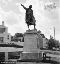 The Waghorn Statue 2005, Chatham