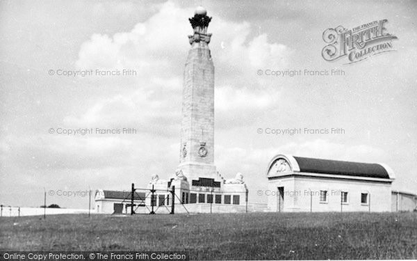 Photo of Chatham, The War Memorial, Great Lines c.1955